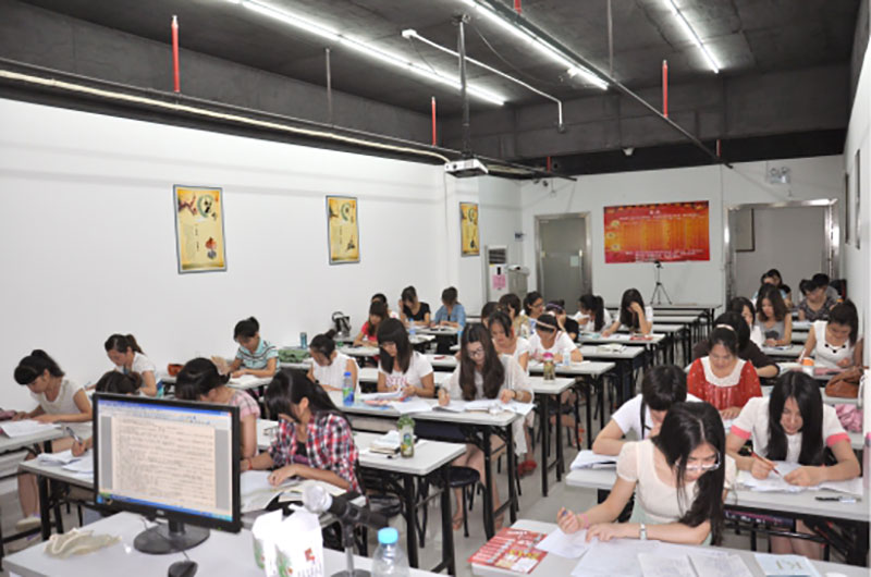 上(shàng)課場(chǎng)景